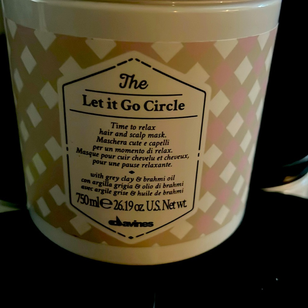 THE Let is Go Circle hair and scalp mask